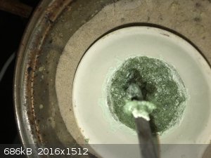 2 Bubbling decreased and solidifying on spatula.jpg - 686kB